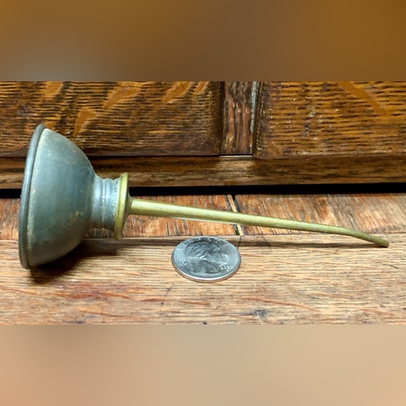 Antique Home Use Metal Angled Elongated Spout Oil Can - Picture 12 of 16